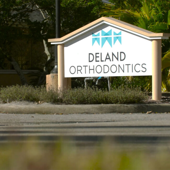 Durable and weather-resistant outdoor sign designed and installed by SignLabJax for a Jacksonville storefront.